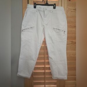 White House Black Market White Skinny Crop Pants